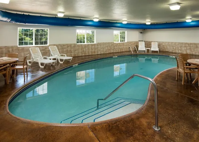 Hotel Irish & Galena