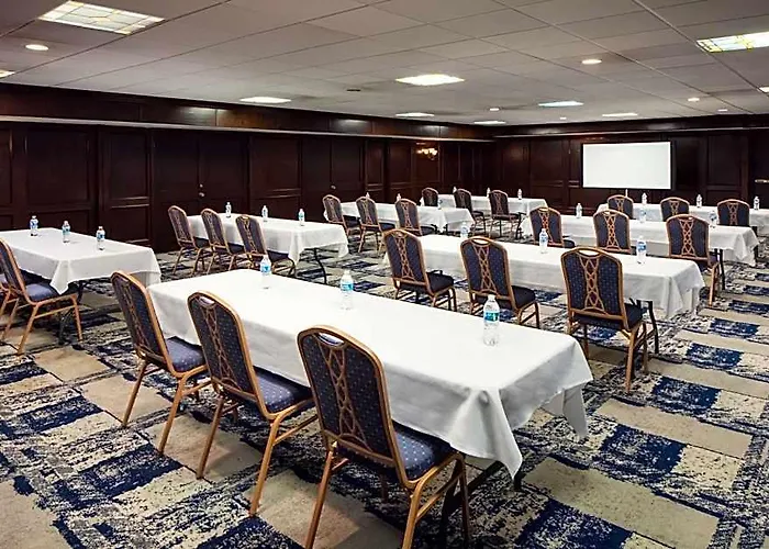 Hotel Irish & 3*