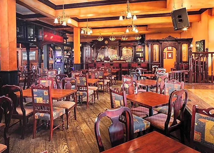 Irish & Hotel Galena